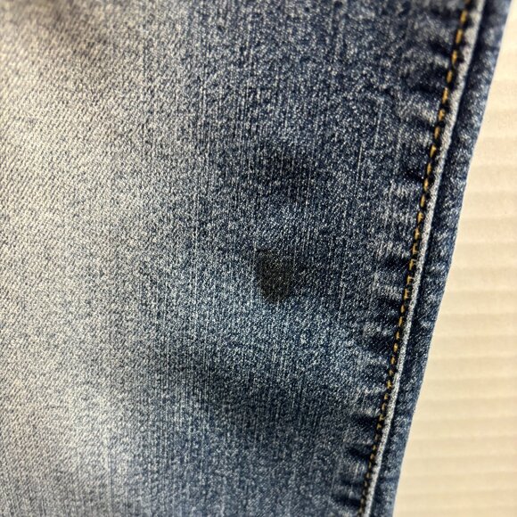 Women's Signature Levi Strauss Mid-Rise Boot Cut - Size 10M 30x32 - 1507 - Picture 4 of 6